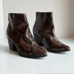 Kaari Blue Snake Eloise Boots Size 10M